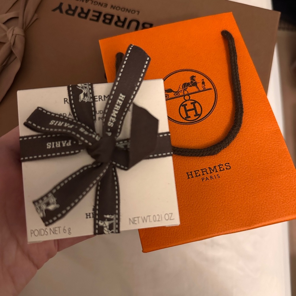 SOLD hermes silky bluesh powder 33 rose pomette